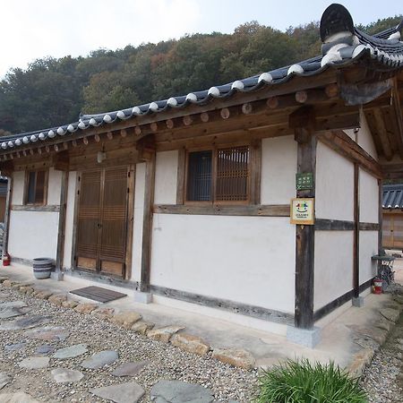 Chalbanggong Jongtaek Hotel Cheongsong Екстериор снимка